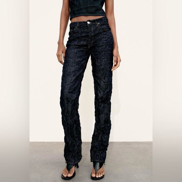 Zara NWT Mid Waist Wrinkle Effect Jeans - Picture 3 of 11
